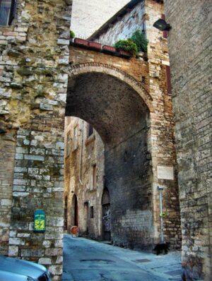 trekking-perugia-Via-dei-Priori